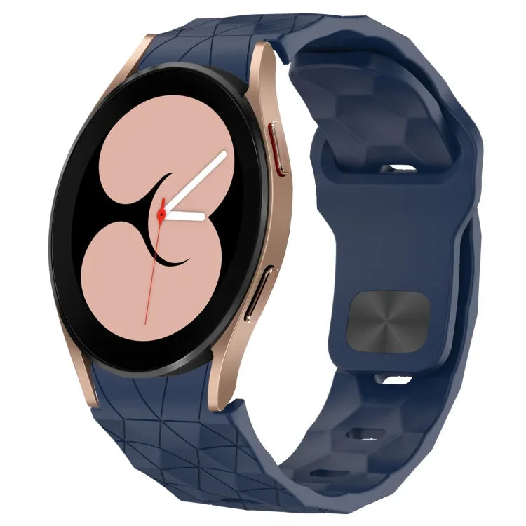 สายซิลิโคนหัวเข็มขัดกลับลายพื้นผิวฟุตบอล สำหรับ Samsung Galaxy Watch 4 44mm, สำหรับ Samsung Galaxy Watch 4 40mm, สำหรับ Samsung Galaxy Watch 4 Classic 46mm, สำหรับ Samsung Galaxy Watch 4 Classic 42mm