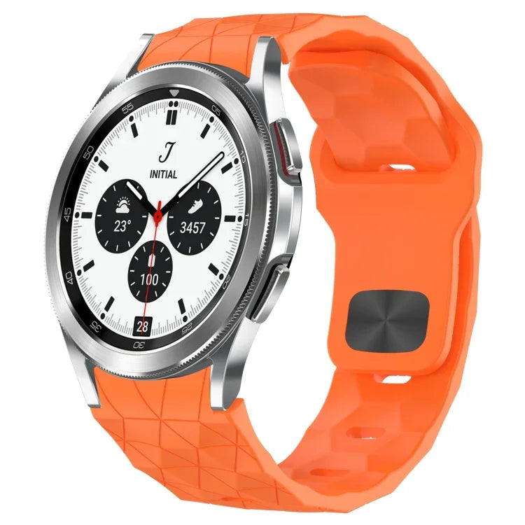 สายซิลิโคนหัวเข็มขัดกลับลายพื้นผิวฟุตบอล สำหรับ Samsung Galaxy Watch 4 44mm, สำหรับ Samsung Galaxy Watch 4 40mm, สำหรับ Samsung Galaxy Watch 4 Classic 46mm, สำหรับ Samsung Galaxy Watch 4 Classic 42mm