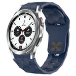 สายซิลิโคนหัวเข็มขัดกลับลายพื้นผิวฟุตบอล สำหรับ Samsung Galaxy Watch 4 44mm, สำหรับ Samsung Galaxy Watch 4 40mm, สำหรับ Samsung Galaxy Watch 4 Classic 46mm, สำหรับ Samsung Galaxy Watch 4 Classic 42mm