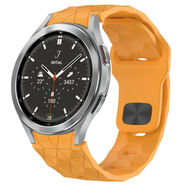 สายซิลิโคนหัวเข็มขัดกลับลายพื้นผิวฟุตบอล สำหรับ Samsung Galaxy Watch 4 44mm, สำหรับ Samsung Galaxy Watch 4 40mm, สำหรับ Samsung Galaxy Watch 4 Classic 46mm, สำหรับ Samsung Galaxy Watch 4 Classic 42mm