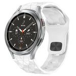 สายซิลิโคนหัวเข็มขัดกลับลายพื้นผิวฟุตบอล สำหรับ Samsung Galaxy Watch 4 44mm, สำหรับ Samsung Galaxy Watch 4 40mm, สำหรับ Samsung Galaxy Watch 4 Classic 46mm, สำหรับ Samsung Galaxy Watch 4 Classic 42mm