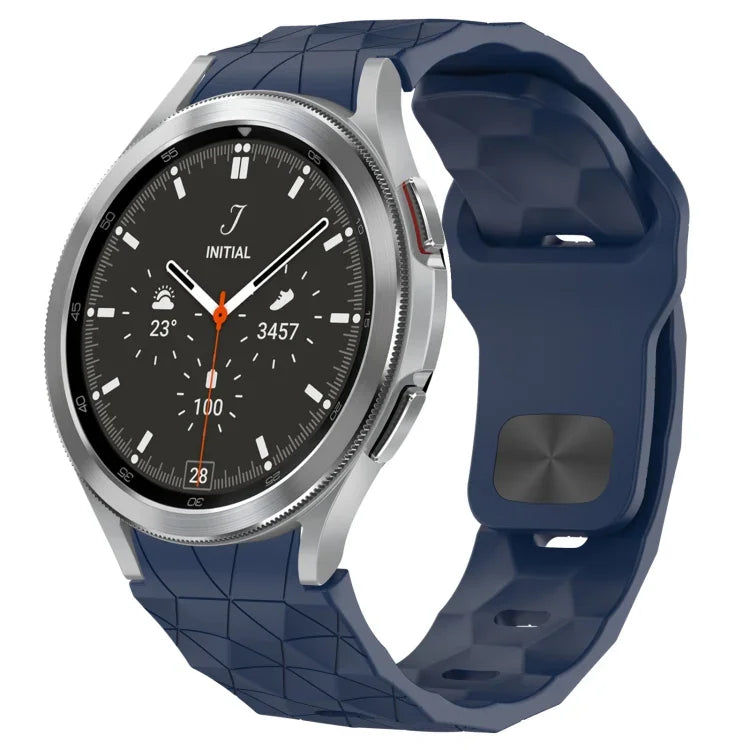 สายซิลิโคนหัวเข็มขัดกลับลายพื้นผิวฟุตบอล สำหรับ Samsung Galaxy Watch 4 44mm, สำหรับ Samsung Galaxy Watch 4 40mm, สำหรับ Samsung Galaxy Watch 4 Classic 46mm, สำหรับ Samsung Galaxy Watch 4 Classic 42mm