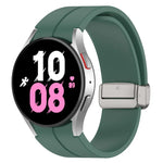 สายซิลิโคนหัวเข็มขัดเงินพับแม่เหล็ก สำหรับ Samsung Galaxy Watch FE 40mm, สำหรับ Samsung Galaxy Watch7 40 / 44mm