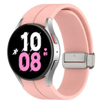 สายซิลิโคนหัวเข็มขัดเงินพับแม่เหล็ก สำหรับ Samsung Galaxy Watch FE 40mm, สำหรับ Samsung Galaxy Watch7 40 / 44mm