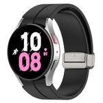 สายซิลิโคนหัวเข็มขัดเงินพับแม่เหล็ก สำหรับ Samsung Galaxy Watch FE 40mm, สำหรับ Samsung Galaxy Watch7 40 / 44mm