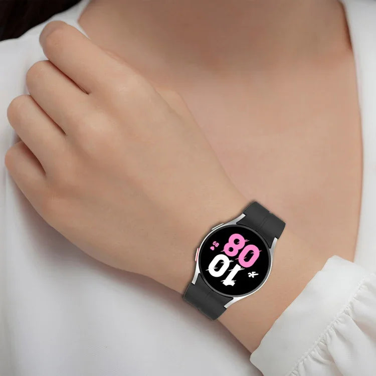 สายซิลิโคนหัวเข็มขัดเงินพับแม่เหล็ก สำหรับ Samsung Galaxy Watch FE 40mm, สำหรับ Samsung Galaxy Watch7 40 / 44mm