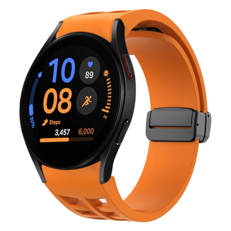 สายรัดนาฬิกาซิลิโคนแม่เหล็กพับหัวล็อกสีดำ Richard สำหรับ Samsung Galaxy Watch FE ขนาด 40 มม. สำหรับ Samsung Galaxy Watch 7 ขนาด 40 / 44 มม. สำหรับ Samsung Galaxy Watch 6 Classic ขนาด 43 / 47 มม.