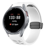 สายรัดนาฬิกาซิลิโคนแม่เหล็กพับหัวล็อกสีดำ Richard สำหรับ Samsung Galaxy Watch FE ขนาด 40 มม. สำหรับ Samsung Galaxy Watch 7 ขนาด 40 / 44 มม. สำหรับ Samsung Galaxy Watch 6 Classic ขนาด 43 / 47 มม.