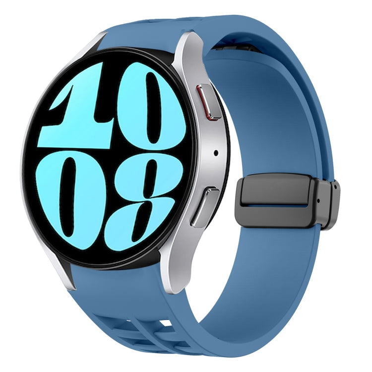 สายรัดนาฬิกาซิลิโคนแม่เหล็กพับหัวล็อกสีดำ Richard สำหรับ Samsung Galaxy Watch 6 ขนาด 40 / 44 มม. สำหรับ Samsung Galaxy Watch 5 Pro Golf Edition สำหรับ Samsung Galaxy Watch 5 Golf Edition