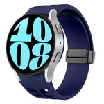 สายรัดนาฬิกาซิลิโคนแม่เหล็กพับหัวล็อกสีดำ Richard สำหรับ Samsung Galaxy Watch 6 ขนาด 40 / 44 มม. สำหรับ Samsung Galaxy Watch 5 Pro Golf Edition สำหรับ Samsung Galaxy Watch 5 Golf Edition
