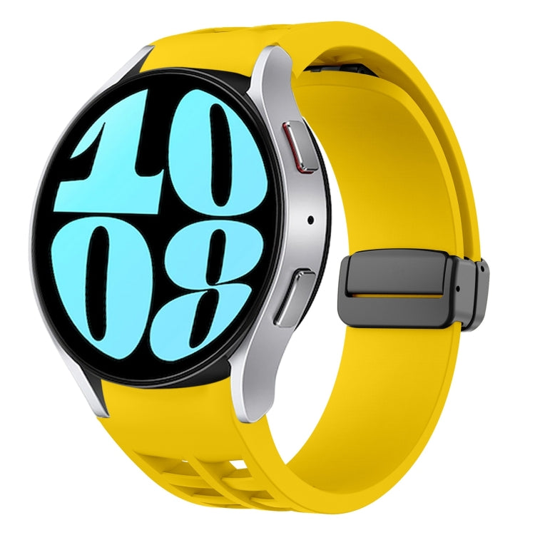 สายรัดนาฬิกาซิลิโคนแม่เหล็กพับหัวล็อกสีดำ Richard สำหรับ Samsung Galaxy Watch 6 ขนาด 40 / 44 มม. สำหรับ Samsung Galaxy Watch 5 Pro Golf Edition สำหรับ Samsung Galaxy Watch 5 Golf Edition