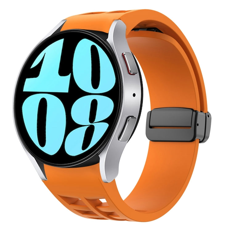 สายรัดนาฬิกาซิลิโคนแม่เหล็กพับหัวล็อกสีดำ Richard สำหรับ Samsung Galaxy Watch 6 ขนาด 40 / 44 มม. สำหรับ Samsung Galaxy Watch 5 Pro Golf Edition สำหรับ Samsung Galaxy Watch 5 Golf Edition