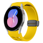 สายรัดนาฬิกาซิลิโคนแม่เหล็กพับหัวล็อกสีดำ Richard สำหรับ Samsung Galaxy Watch 5 ขนาด 40 / 44 มม. สำหรับ Samsung Galaxy Watch 5 Pro ขนาด 45 มม. สำหรับ Samsung Galaxy Watch 4 ขนาด 40 / 44 มม.