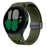 สายรัดนาฬิกาซิลิโคนแม่เหล็กพับหัวล็อกสีดำ Richard สำหรับ Samsung Galaxy Watch 5 ขนาด 40 / 44 มม. สำหรับ Samsung Galaxy Watch 5 Pro ขนาด 45 มม. สำหรับ Samsung Galaxy Watch 4 ขนาด 40 / 44 มม.