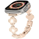 สายรัดนาฬิกาโลหะแบบปลดเร็วลายใบโคลเวอร์สี่แฉก สำหรับ Apple Watch SE 2023 44mm, สำหรับ Apple Watch SE 2023 40mm, สำหรับ Apple Watch Ultra 2 49mm, สำหรับ Apple Watch Series 9 45mm, สำหรับ Apple Watch Series 9 41mm, สำหรับ Apple Watch Ultra 49mm