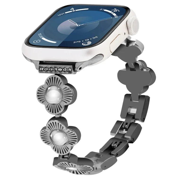 สายรัดนาฬิกาโลหะแบบปลดเร็วลายใบโคลเวอร์สี่แฉก สำหรับ Apple Watch SE 2023 44mm, สำหรับ Apple Watch SE 2023 40mm, สำหรับ Apple Watch Ultra 2 49mm, สำหรับ Apple Watch Series 9 45mm, สำหรับ Apple Watch Series 9 41mm, สำหรับ Apple Watch Ultra 49mm