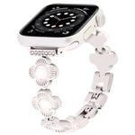 สายรัดนาฬิกาโลหะแบบปลดเร็วลายใบโคลเวอร์สี่แฉก สำหรับ Apple Watch SE 2022 44mm, สำหรับ Apple Watch Series 7 41mm, สำหรับ Apple Watch Series 7 45mm, สำหรับ Apple Watch Series 6 40mm, สำหรับ Apple Watch Series 6 44mm, สำหรับ Apple Watch Series 5 44mm