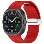 สายซิลิโคนพร้อมหัวเข็มขัดพับแม่เหล็กสีเงินสำหรับ Samsung Galaxy Watch Ultra 47มม. / Ultra 2025 Groove