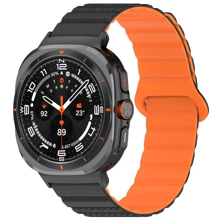 สายซิลิโคนแม่เหล็กลายจุดสองสีสำหรับ Samsung Galaxy Watch Ultra 47มม.