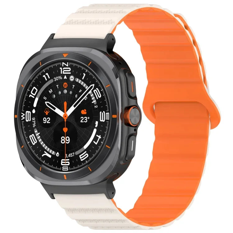 สายซิลิโคนแม่เหล็กลายจุดสองสีสำหรับ Samsung Galaxy Watch Ultra 47มม.