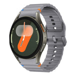 สายรัดนาฬิกาซิลิโคนลายคลื่นเย็บ สำหรับ Samsung Galaxy Watch 7 ขนาด 40 / 44 มม., สำหรับ Samsung Galaxy Watch 6 Classic, สำหรับ Samsung Galaxy Watch 6 ขนาด 40 / 44 มม., สำหรับ Samsung Galaxy Watch 5 ขนาด 40 / 44 มม.