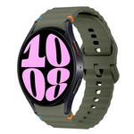 สายรัดนาฬิกาซิลิโคนลายคลื่นเย็บ สำหรับ Samsung Galaxy Watch 7 ขนาด 40 / 44 มม., สำหรับ Samsung Galaxy Watch 6 Classic, สำหรับ Samsung Galaxy Watch 6 ขนาด 40 / 44 มม., สำหรับ Samsung Galaxy Watch 5 ขนาด 40 / 44 มม.