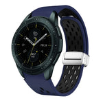 สายรัดนาฬิกาซิลิโคนพับหัวเข็มขัดแม่เหล็กสีเงินสองสี สำหรับ Samsung Galaxy Watch 3 41 มม., สำหรับ Samsung Galaxy Watch Active, สำหรับ Samsung Galaxy Watch 42 มม., สำหรับ Samsung Gear S2 Classic