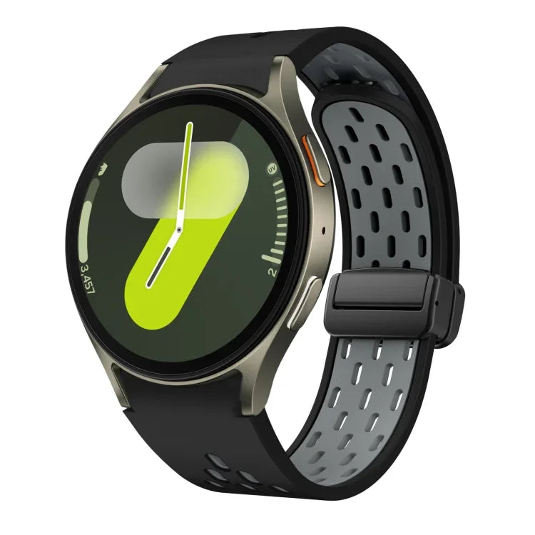 สายซิลิโคนพับแม่เหล็กสองสีพร้อมหัวเข็มขัดสีดำ สำหรับ Samsung Galaxy Watch 7 40 / 44มม., สำหรับ Samsung Galaxy Watch 5 40 / 44มม., สำหรับ Samsung Galaxy Watch 4 40 / 44มม., สำหรับ Samsung Galaxy Watch 4 Classic 42 / 46มม.