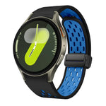 สายซิลิโคนพับแม่เหล็กสองสีพร้อมหัวเข็มขัดสีดำ สำหรับ Samsung Galaxy Watch 7 40 / 44มม., สำหรับ Samsung Galaxy Watch 5 40 / 44มม., สำหรับ Samsung Galaxy Watch 4 40 / 44มม., สำหรับ Samsung Galaxy Watch 4 Classic 42 / 46มม.