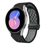 สายซิลิโคนพับแม่เหล็กสองสีพร้อมหัวเข็มขัดสีดำ สำหรับ Samsung Galaxy Watch 7 40 / 44มม., สำหรับ Samsung Galaxy Watch 5 40 / 44มม., สำหรับ Samsung Galaxy Watch 4 40 / 44มม., สำหรับ Samsung Galaxy Watch 4 Classic 42 / 46มม.