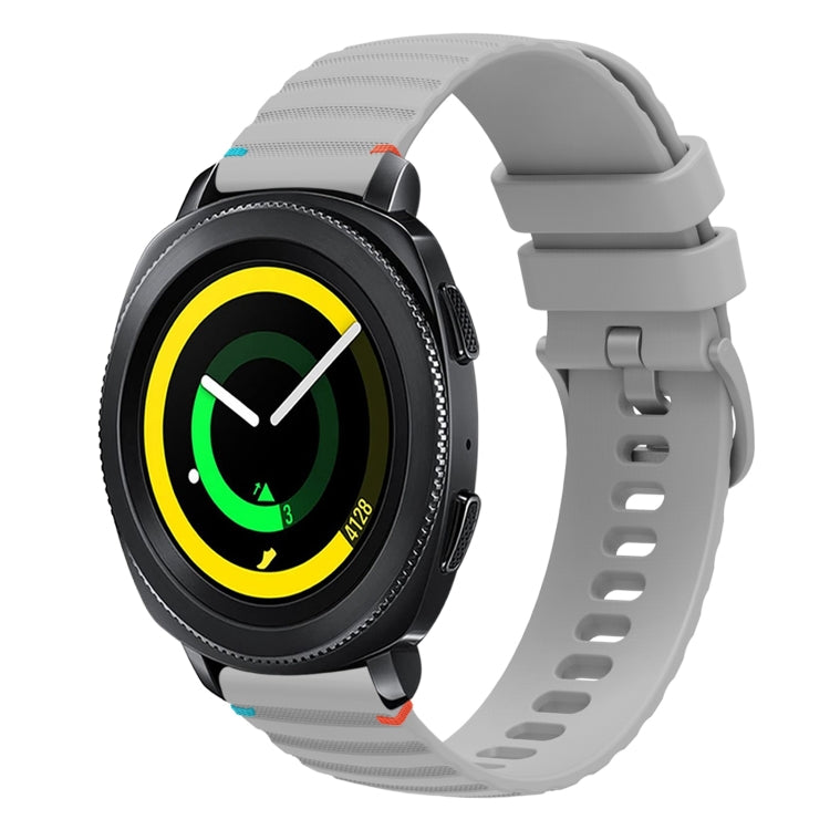สายรัดนาฬิกาซิลิโคนเย็บลายจุดคลื่น ขนาด 20 มม. สำหรับ Samsung Galaxy Gear Sport สำหรับ Samsung Galaxy Watch Active 2 สำหรับ Samsung Galaxy Watch3 ขนาด 41 มม. สำหรับ Samsung Galaxy Watch Active