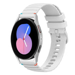 สายรัดนาฬิกาซิลิโคนเย็บลายจุดคลื่น ขนาด 20 มม. สำหรับ Samsung Galaxy Watch 5 ขนาด 40 / 44 มม. สำหรับ Samsung Galaxy Watch 5 Pro ขนาด 45 มม. สำหรับ Samsung Galaxy Watch 4 ขนาด 40 / 44 มม. สำหรับ Samsung Galaxy Watch 4 Classic ขนาด 42 / 46 มม.