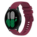สายรัดนาฬิกาซิลิโคนเย็บลายจุดคลื่น ขนาด 20 มม. สำหรับ Samsung Galaxy Watch 5 ขนาด 40 / 44 มม. สำหรับ Samsung Galaxy Watch 5 Pro ขนาด 45 มม. สำหรับ Samsung Galaxy Watch 4 ขนาด 40 / 44 มม. สำหรับ Samsung Galaxy Watch 4 Classic ขนาด 42 / 46 มม.