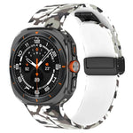 สายรัดนาฬิกาซิลิโคนพร้อมหัวเข็มขัดพับแม่เหล็ก สำหรับ Samsung Galaxy Watch Ultra 47mm