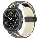 สายรัดนาฬิกาซิลิโคนพร้อมหัวเข็มขัดพับแม่เหล็ก สำหรับ Samsung Galaxy Watch Ultra 47mm