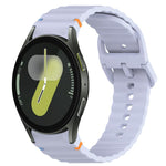 สายรัดนาฬิกาซิลิโคนลายเม็ดคลื่นเย็บพร้อมระบบปลดเร็ว สำหรับ Samsung Galaxy Watch FE ขนาด 40 มม., สำหรับ Samsung Galaxy Watch 7 ขนาด 44 มม., สำหรับ Samsung Galaxy Watch 7 ขนาด 40 มม., สำหรับ Samsung Galaxy Watch 6 Classic ขนาด 47 มม.