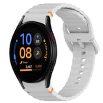 สายรัดนาฬิกาซิลิโคนลายเม็ดคลื่นเย็บพร้อมระบบปลดเร็ว สำหรับ Samsung Galaxy Watch FE ขนาด 40 มม., สำหรับ Samsung Galaxy Watch 7 ขนาด 44 มม., สำหรับ Samsung Galaxy Watch 7 ขนาด 40 มม., สำหรับ Samsung Galaxy Watch 6 Classic ขนาด 47 มม.