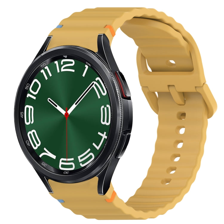 สายรัดนาฬิกาซิลิโคนลายเม็ดคลื่นเย็บพร้อมระบบปลดเร็ว สำหรับ Samsung Galaxy Watch 6 ขนาด 44 มม., สำหรับ Samsung Galaxy Watch 6 ขนาด 40 มม., สำหรับ Samsung Galaxy Watch 6 Classic ขนาด 43 มม., สำหรับ Samsung Galaxy Watch 5 Pro Golf Edition