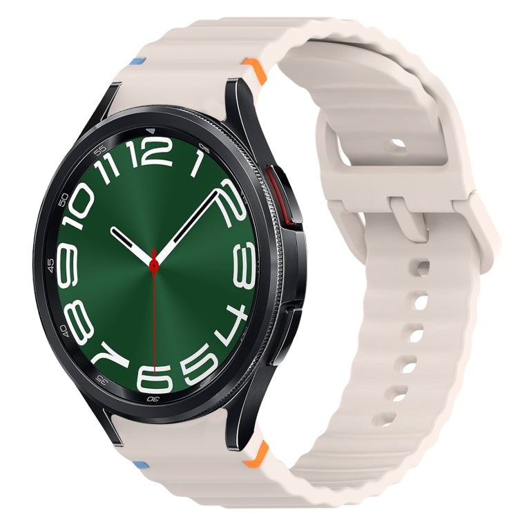สายรัดนาฬิกาซิลิโคนลายเม็ดคลื่นเย็บพร้อมระบบปลดเร็ว สำหรับ Samsung Galaxy Watch 6 ขนาด 44 มม., สำหรับ Samsung Galaxy Watch 6 ขนาด 40 มม., สำหรับ Samsung Galaxy Watch 6 Classic ขนาด 43 มม., สำหรับ Samsung Galaxy Watch 5 Pro Golf Edition