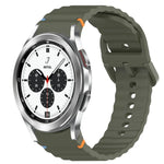 สายรัดนาฬิกาซิลิโคนลายคลื่นเย็บ พร้อมระบบปลดล็อกด่วน สำหรับ Samsung Galaxy Watch 4 44 มม. สำหรับ Samsung Galaxy Watch 4 40 มม. สำหรับ Samsung Galaxy Watch 4 Classic 46 มม. สำหรับ Samsung Galaxy Watch 4 Classic 42 มม.