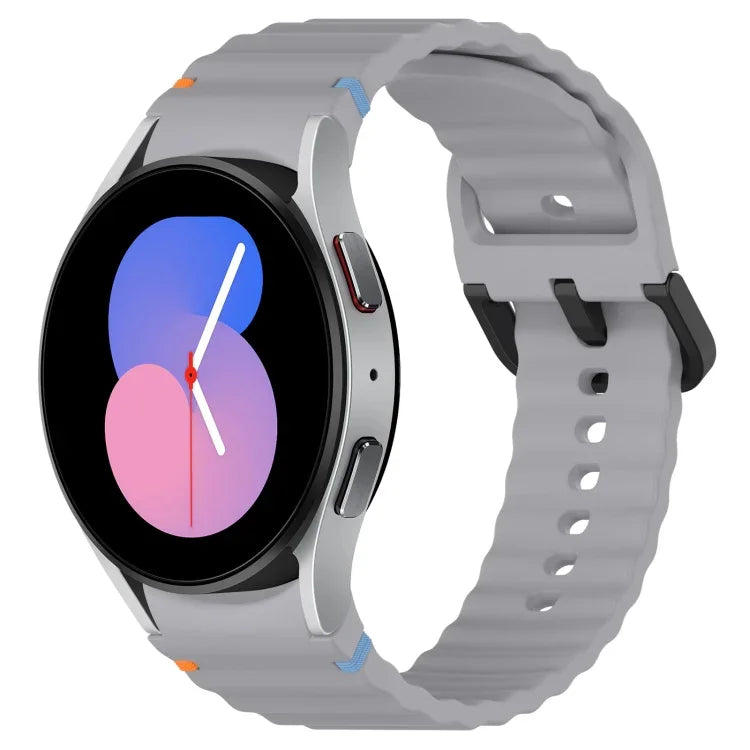 สายซิลิโคนลายเกรนคลื่นเย็บพร้อมบัคเคิลสีดำ สำหรับ Samsung Galaxy Watch 5 40 / 44 มม., สำหรับ Samsung Galaxy Watch 5 Pro, สำหรับ Samsung Galaxy Watch 4 40 / 44 มม., สำหรับ Samsung Galaxy Watch 4 Classic 42 / 46 มม.
