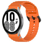สายซิลิโคนลายเกรนคลื่นเย็บพร้อมบัคเคิลสีดำ สำหรับ Samsung Galaxy Watch 5 40 / 44 มม., สำหรับ Samsung Galaxy Watch 5 Pro, สำหรับ Samsung Galaxy Watch 4 40 / 44 มม., สำหรับ Samsung Galaxy Watch 4 Classic 42 / 46 มม.