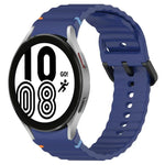 สายซิลิโคนลายเกรนคลื่นเย็บพร้อมบัคเคิลสีดำ สำหรับ Samsung Galaxy Watch 5 40 / 44 มม., สำหรับ Samsung Galaxy Watch 5 Pro, สำหรับ Samsung Galaxy Watch 4 40 / 44 มม., สำหรับ Samsung Galaxy Watch 4 Classic 42 / 46 มม.
