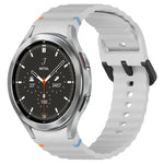 สายซิลิโคนลายเกรนคลื่นเย็บพร้อมบัคเคิลสีดำ สำหรับ Samsung Galaxy Watch 5 40 / 44 มม., สำหรับ Samsung Galaxy Watch 5 Pro, สำหรับ Samsung Galaxy Watch 4 40 / 44 มม., สำหรับ Samsung Galaxy Watch 4 Classic 42 / 46 มม.