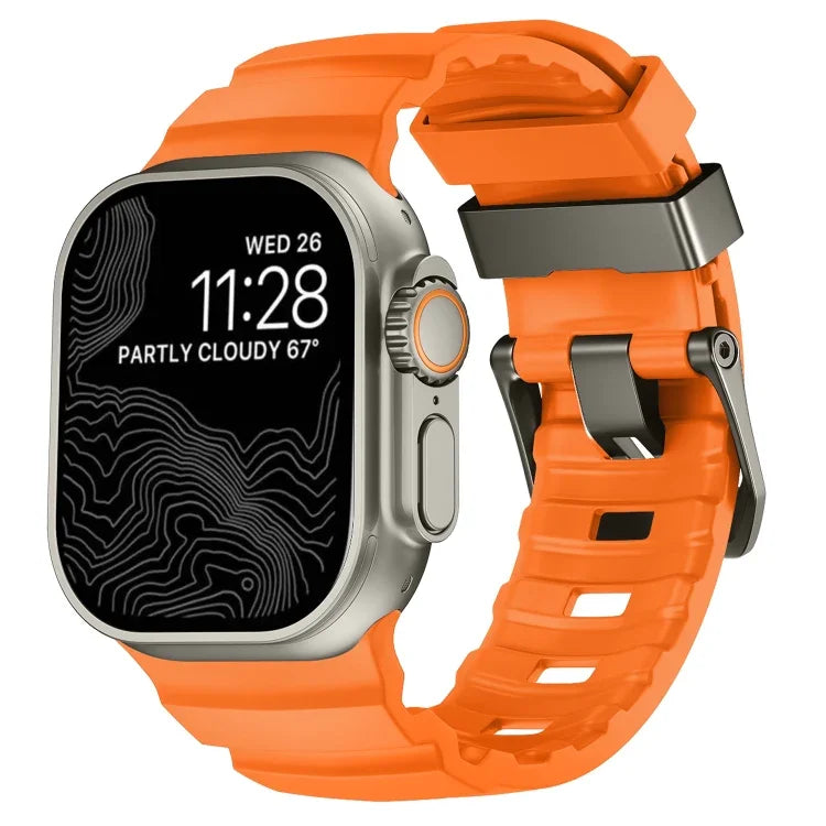 สายรัดนาฬิกาซิลิโคนหนาหัวเข็มขัดสีเทา Wild Path สำหรับ Apple Watch 46 มม. / 49 มม. / 45 มม. / 44 มม.