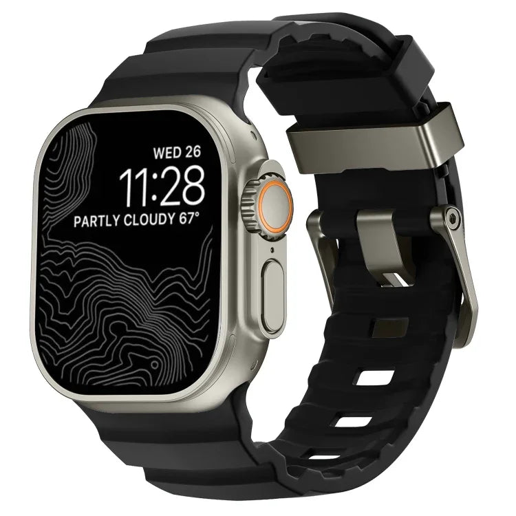 สายรัดนาฬิกาซิลิโคนหนาหัวเข็มขัดสีเทา Wild Path สำหรับ Apple Watch 46 มม. / 49 มม. / 45 มม. / 44 มม.