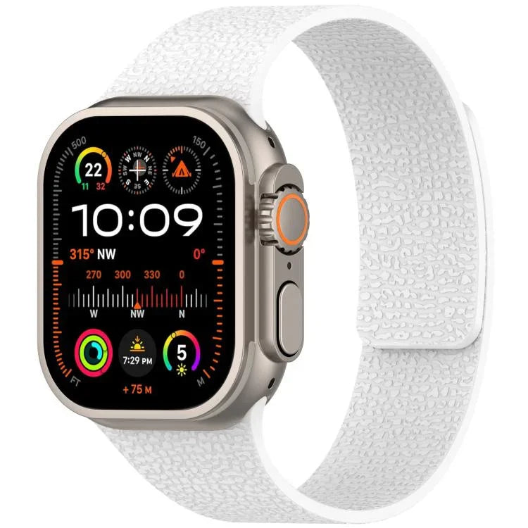 สายรัดนาฬิกาซิลิโคนแม่เหล็กลายลิ้นจี่ สำหรับ Apple Watch 46 มม. / 49 มม. / 45 มม. / 44 มม. และ Apple Watch 42 มม. / 41 มม. / 40 มม. / 38 มม.