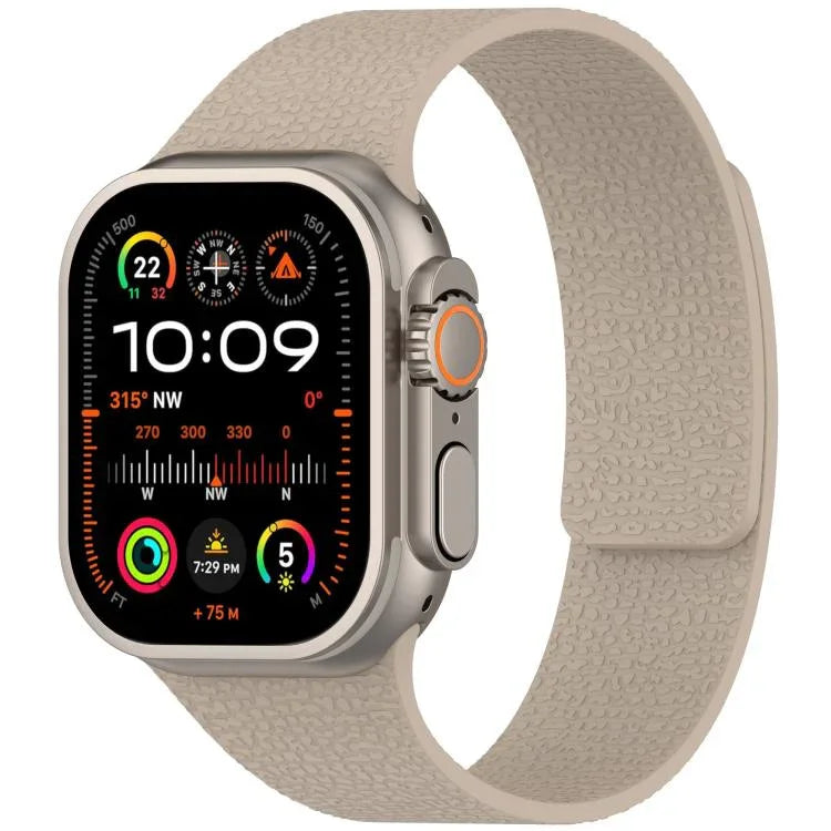 สายรัดนาฬิกาซิลิโคนแม่เหล็กลายลิ้นจี่ สำหรับ Apple Watch 46 มม. / 49 มม. / 45 มม. / 44 มม. และ Apple Watch 42 มม. / 41 มม. / 40 มม. / 38 มม.
