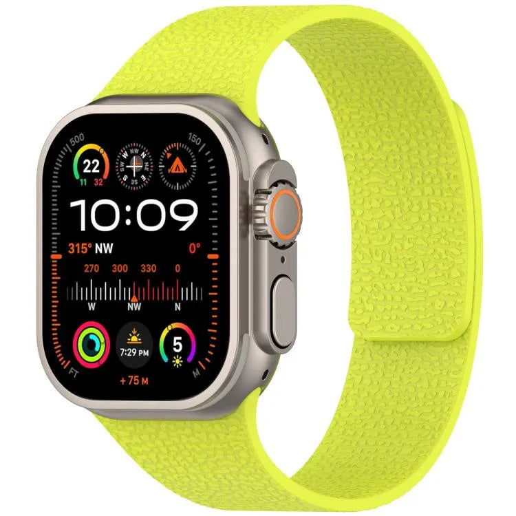 สายรัดนาฬิกาซิลิโคนแม่เหล็กลายลิ้นจี่ สำหรับ Apple Watch 46 มม. / 49 มม. / 45 มม. / 44 มม. และ Apple Watch 42 มม. / 41 มม. / 40 มม. / 38 มม.