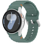 สายรัดนาฬิกาซิลิโคนลายคลื่นเย็บหัวเข็มขัดเงิน สำหรับ Samsung Galaxy Watch 7 40 / 44mm